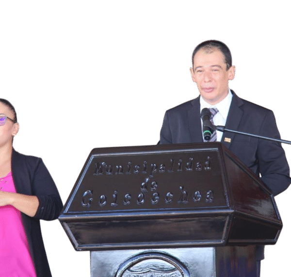 “Erradicar no es desplazar”: Síndico de Purral propone modelo de vivienda evolutiva ante orden judicial de desalojo