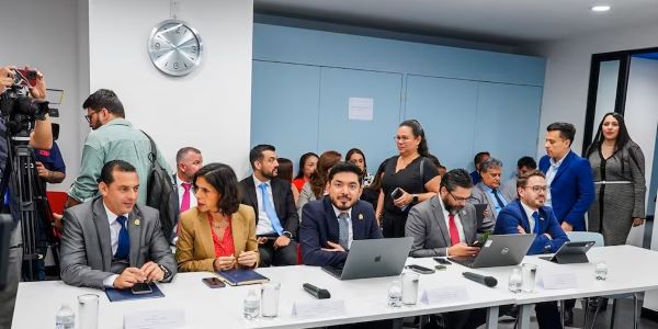 Gobierno plantea condiciones para negociación del FEES 2027 enfocadas en resultados y equidad