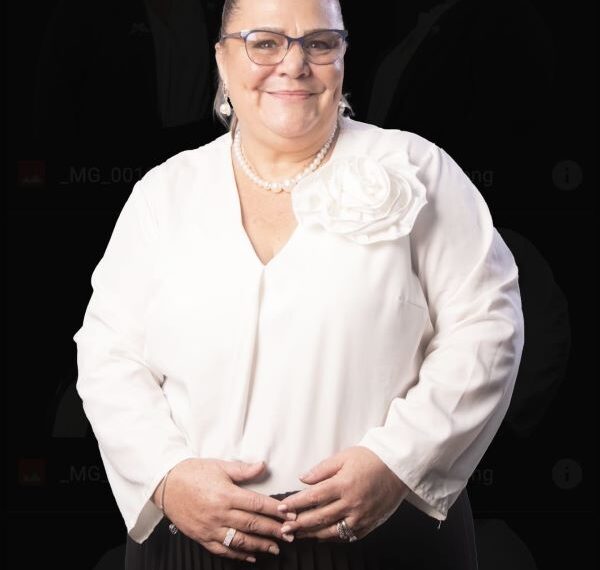 El enigma de Kattia Calvo: La voz silenciosa que emerge desde Limón