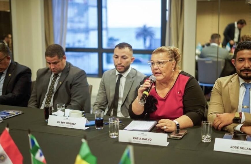 COSTA RICA DESTACA EN CONGRESO LATINOAMERICANO CONTRA EL ANTISEMITISMO CON PARTICIPACIÓN DE KATTIA CALVO CRUZ